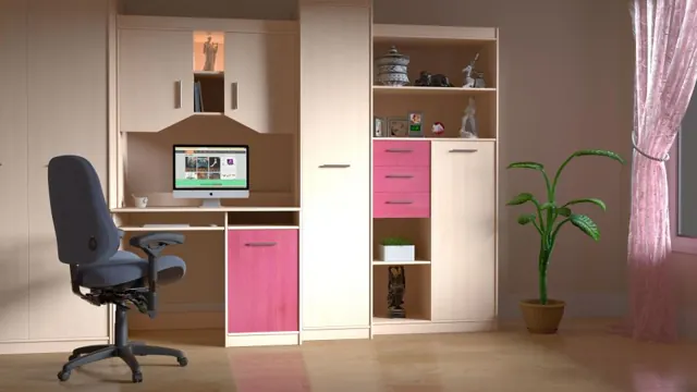 Built-in desk and shelving unit in a home office